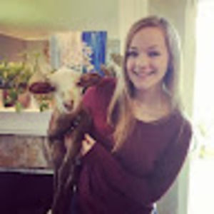 Meet your Posher, Cassandra